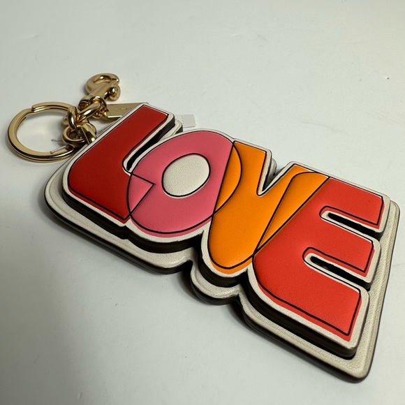 LOVE Coach Keychain - Picture 3 of 7